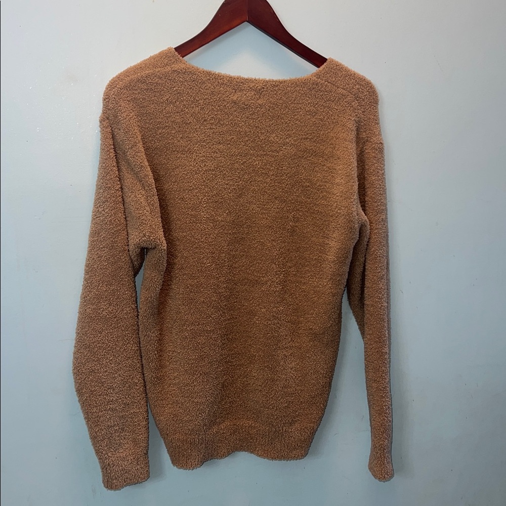 Softies top and bottom- V-Neck Women's cozy lounge set in camel color-never worn - Picture 4 of 6